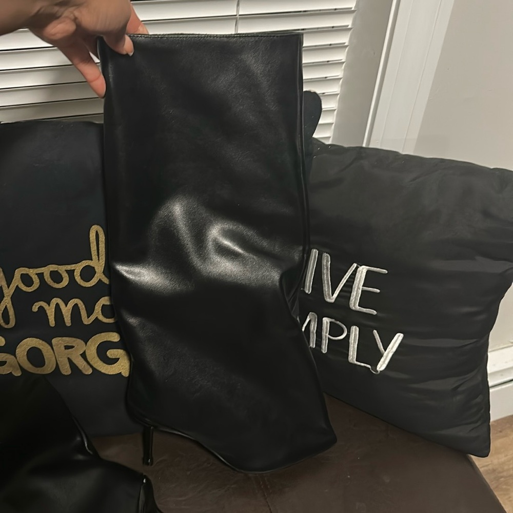 Black Knee Length Boots